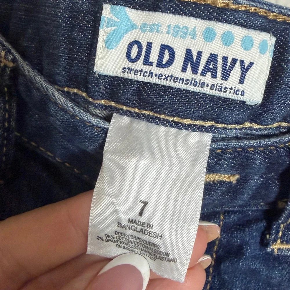 Old Navy brand old